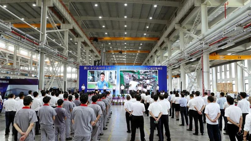 碳纤维复合材料：揭秘其耐高温性能的奥秘**